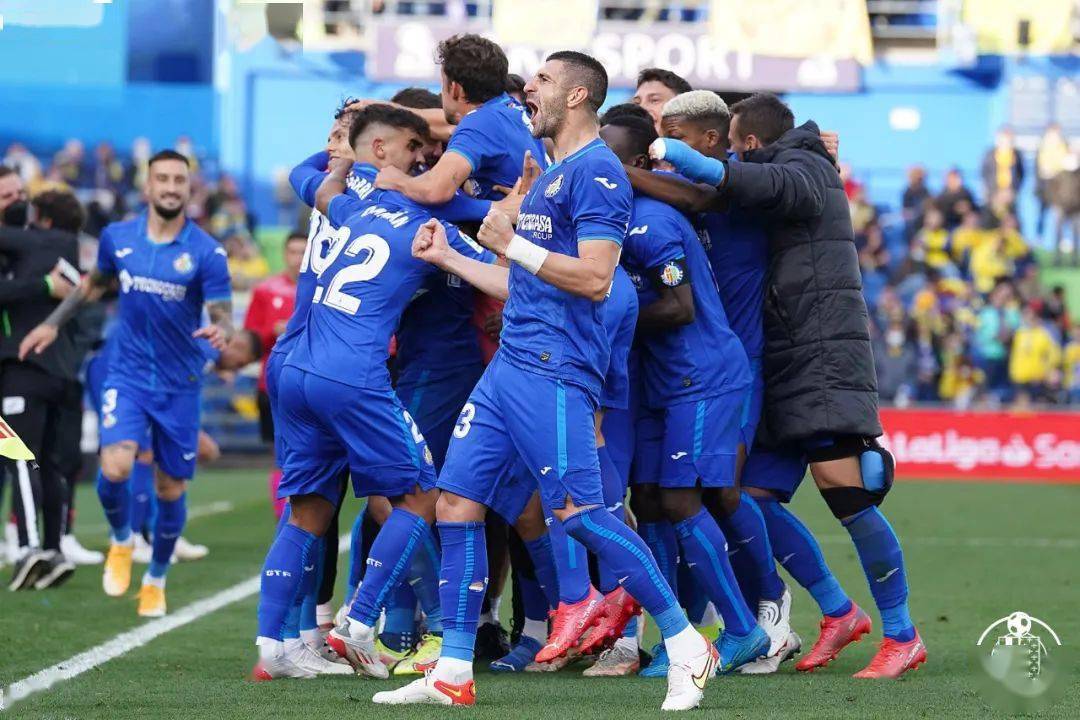 在线博彩-上海海港有意土超球队前锋恩迪亚耶