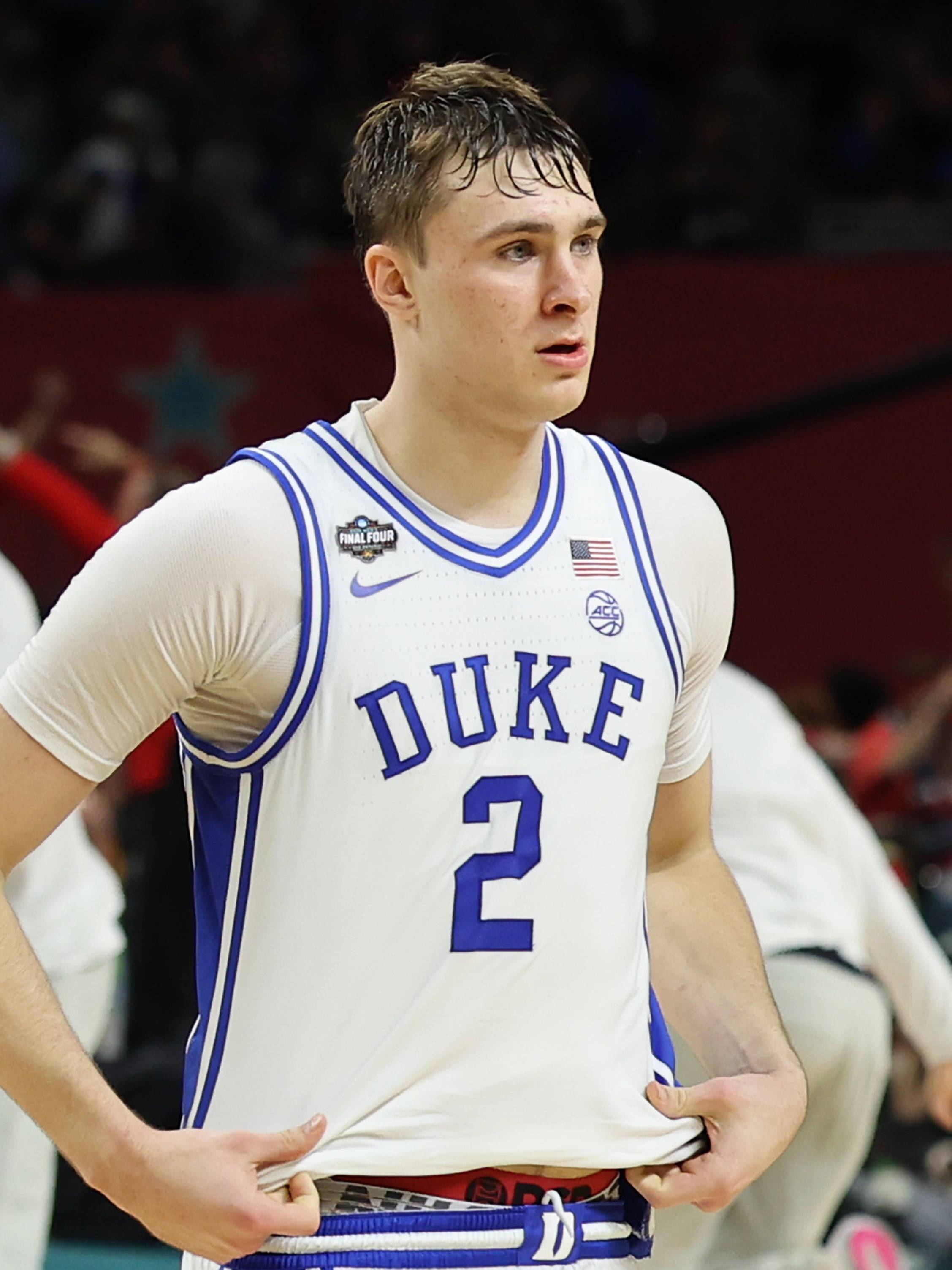 体育直播-CBA常规赛清晨攻防权衡集结日皇家马德里调整名单以备NBA常规赛，现场解说直呼：马德里竞技篮板制胜备战意大利杯