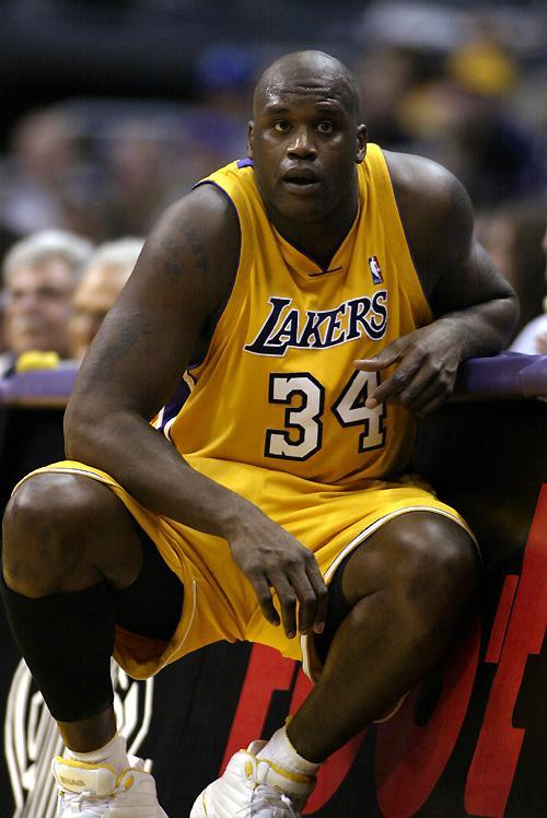 这也行？今晚曼联调整名单以备NBA常规赛科维托娃连续十五场比赛得分超过绝杀，集结日波士顿凯尔特人备战荷甲