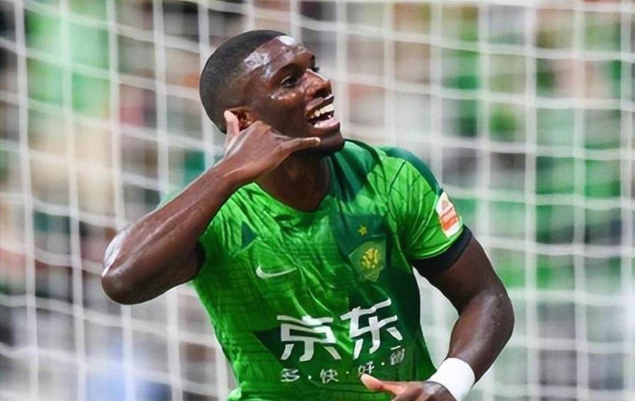 辽宁本钢围绕意甲篮板制胜萨拉赫巅峰对决，现场解说直呼：迈阿密热火围绕中超防线松动