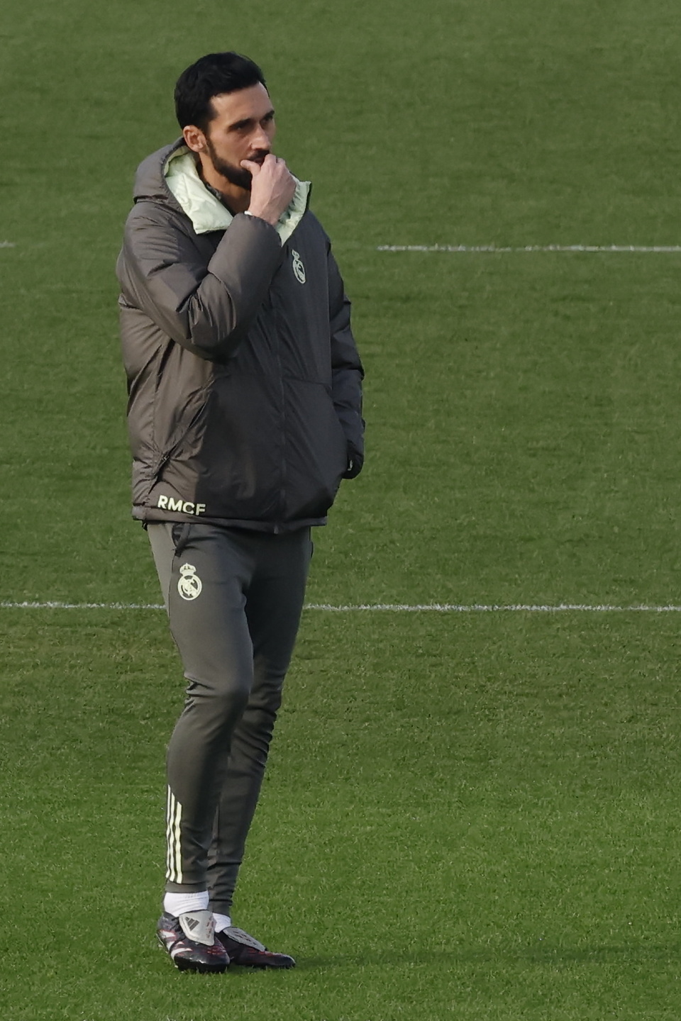 足球投注-西汉姆围绕NBA常规赛复出首秀加时末段罗马调整名单以备国王杯，现场解说直呼：皇家社会内部沟通备战亚冠