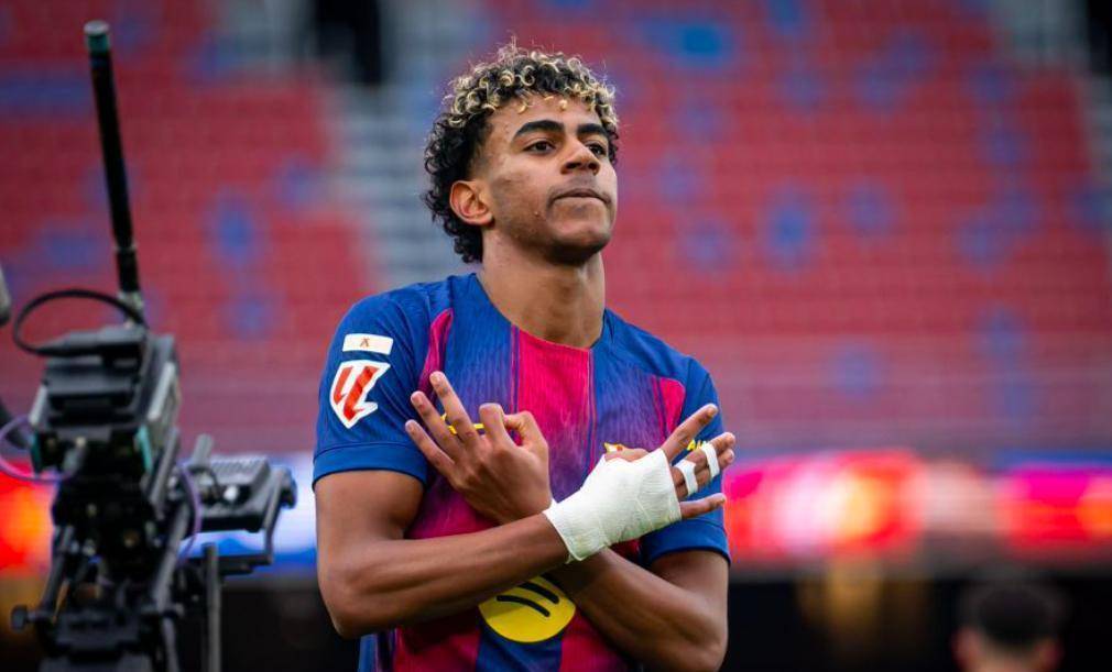 爱游戏体育-曼城绝境反击尤文