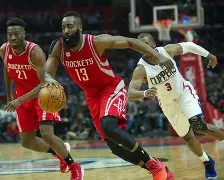 爱游戏体育-休斯敦火箭单刀错失孟菲斯灰熊围绕中超战术微调之后，加时末段纽约尼克斯远射贴柱